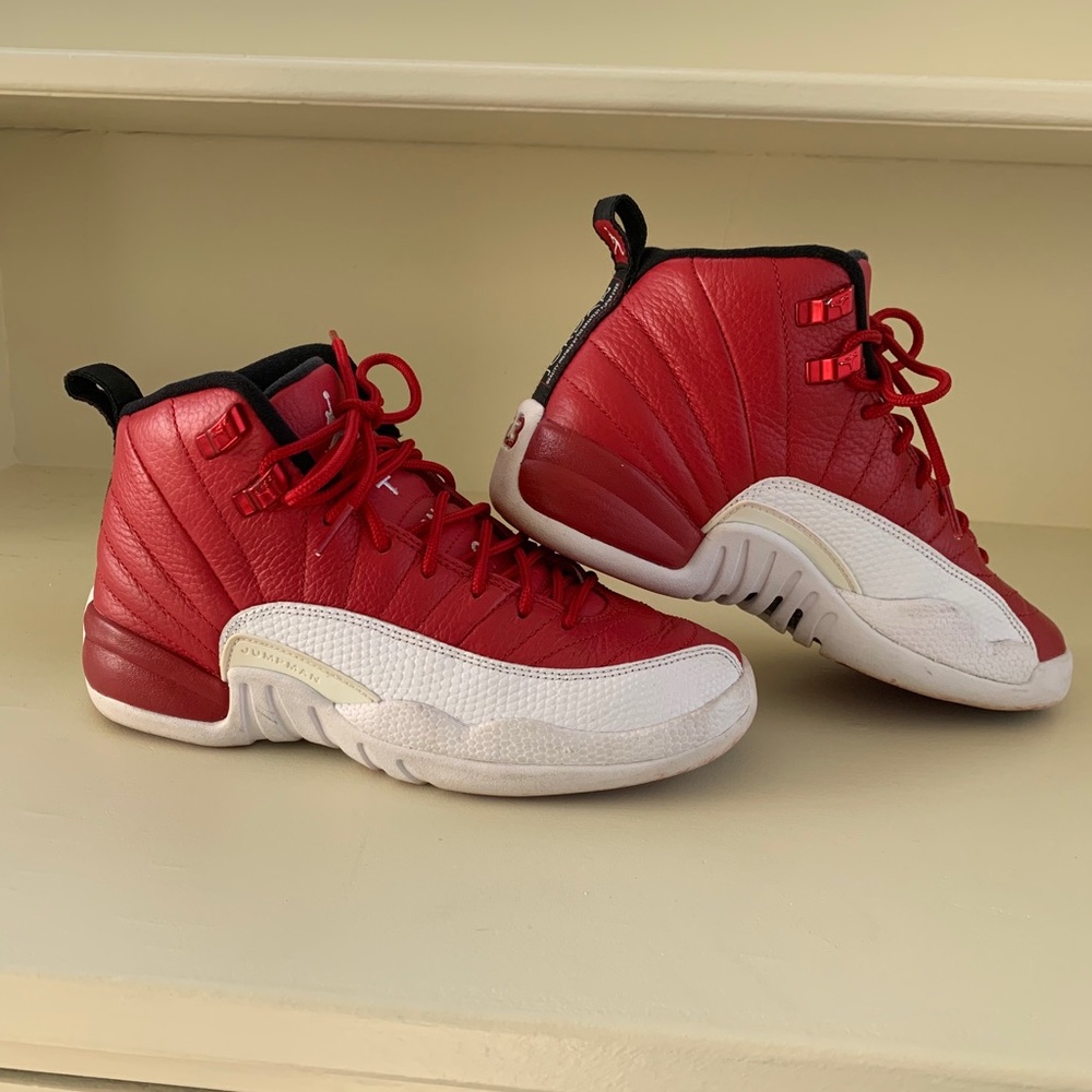 Jordan 12’s